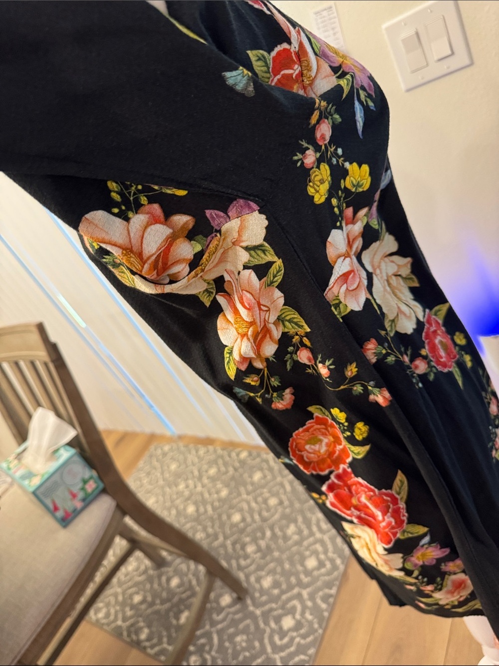 Farm Rio Floral mini dress with long sleeves - Picture 11 of 14